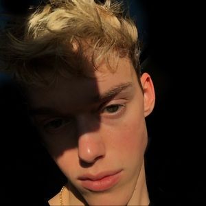 Meet your Posher, Conner